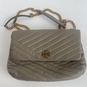 Tory Burch Kira Chevron Quilted Shoulder Bag - Taupe Leather